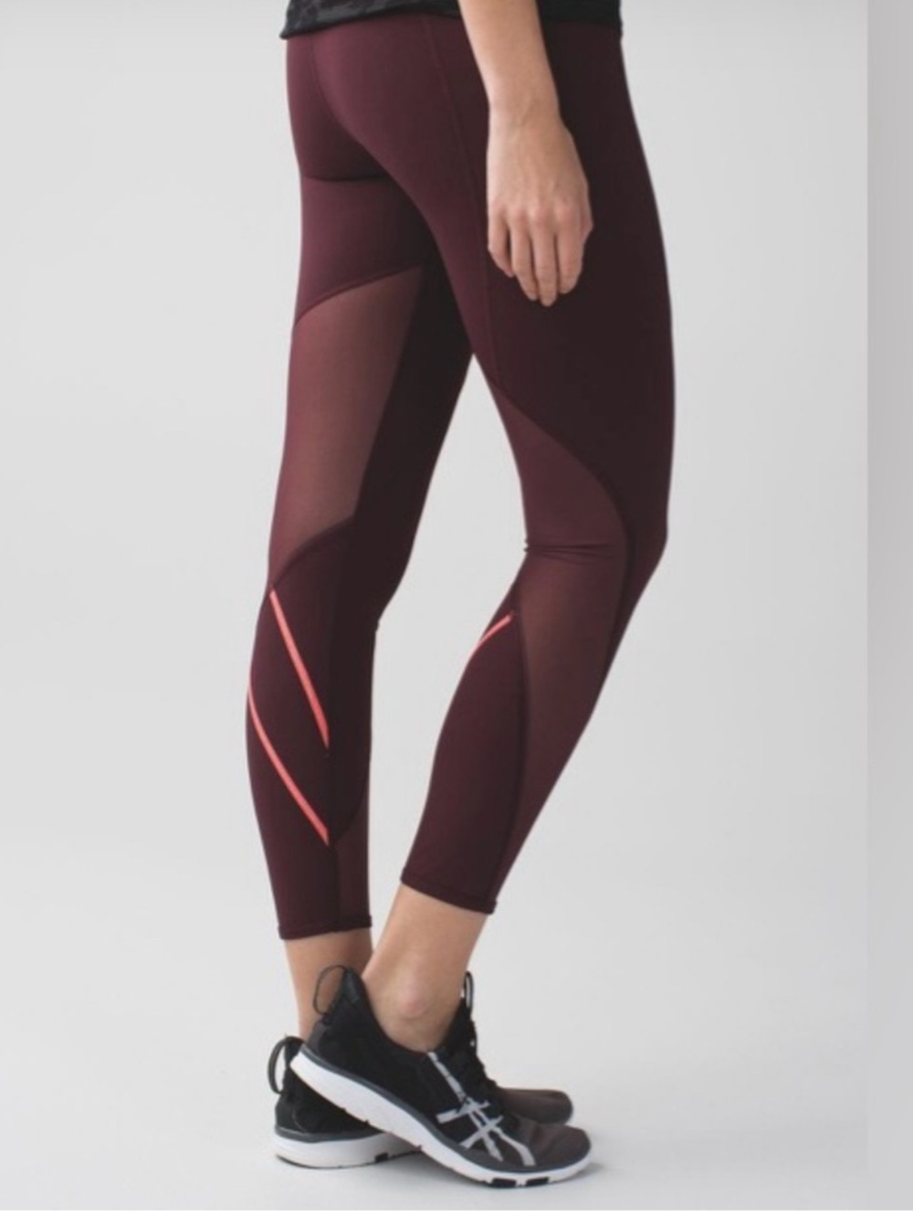 Lululemon All Meshed Up 7/8 Burgundy Leggings